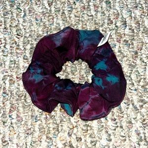 Large tiedye scrunchy